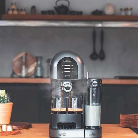 Кавоварка Cecotec Cumbia Instant-ccino 20 Chic Serie Nera CCTC-01590 (8435484015905)