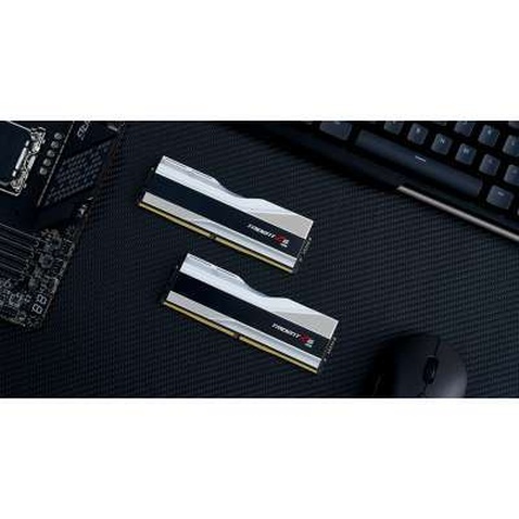 Модуль пам'яті для комп'ютера DDR5 32GB (2x16GB) 6000 MHz Trident Z5 RGB Silver G.Skill (F5-6000J3636F16GX2-TZ5RS)