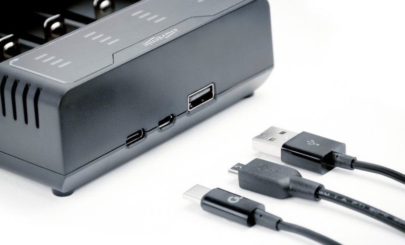 Зарядний пристрій для акумуляторів  Energenie BC-USB-02