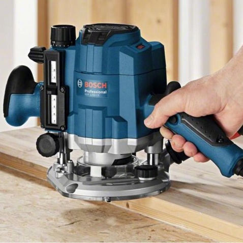 Фрезер Bosch GOF 1250 CE (0.601.626.000)