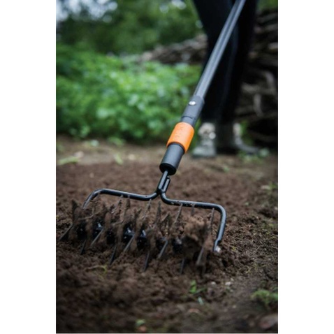 Тяпка Fiskars розрихлювач QuikFit (1000689)