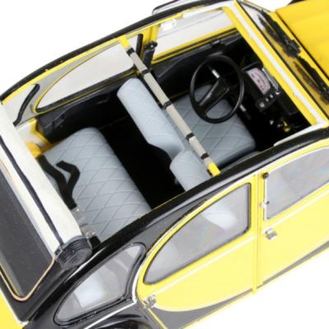 Збірна модель Revell Citroen 2CV 1:24 (7095)