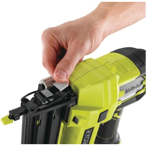 Цвяхозабивач Ryobi ONE+ R18N18G-120S 18В, 1х2.0Аг, 15-50мм (1,2мм) (5133003860)
