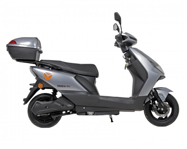 Електроскутер YADEA RN 1200Вт, (сірий)