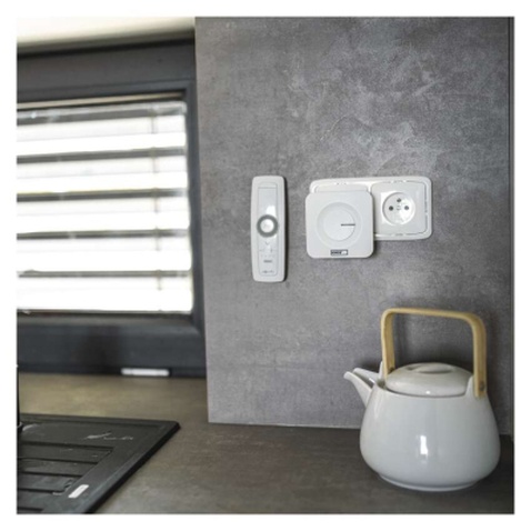 Дверний дзвінок EMOS бездротовий P5729 живлення від мережі 220В з кнопкою BATTERY-FREE (P5729)